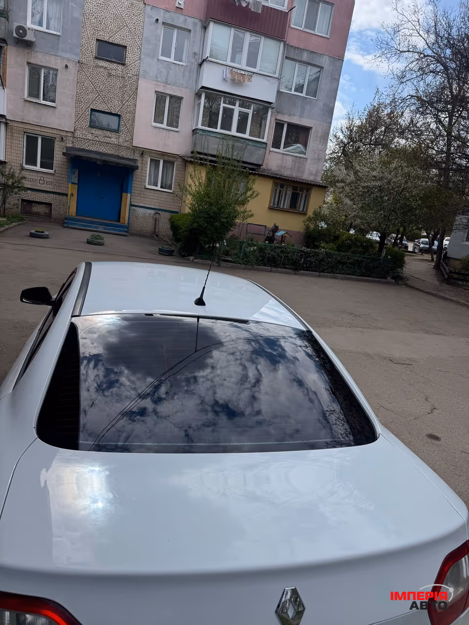 Renault Fluence - фото 10