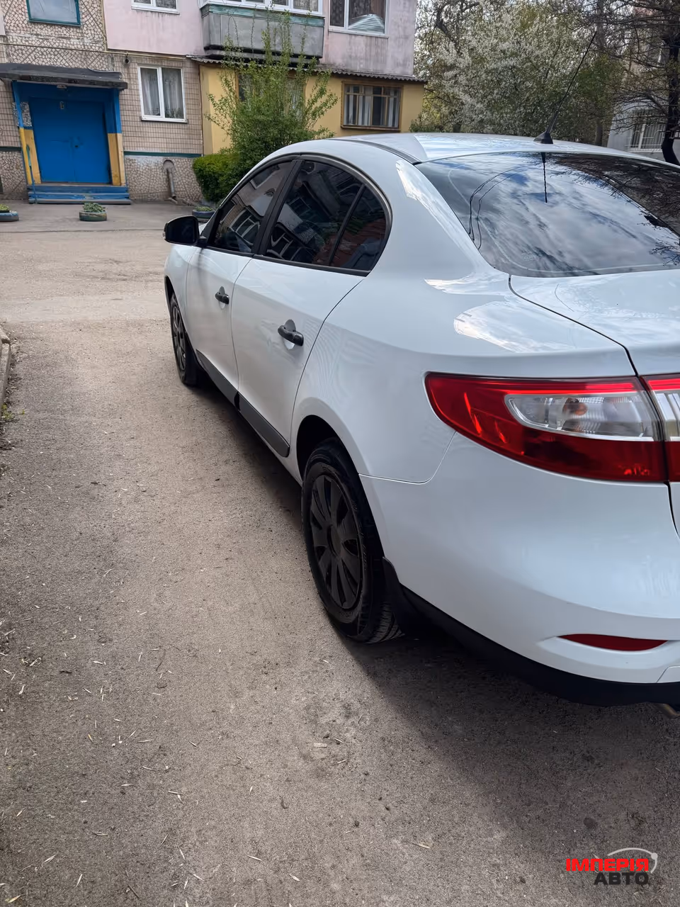 Renault Fluence - фото 5