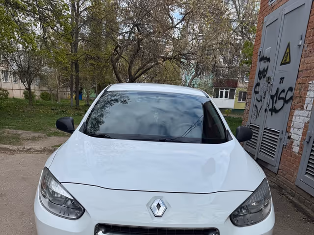 Renault Fluence - фото 1