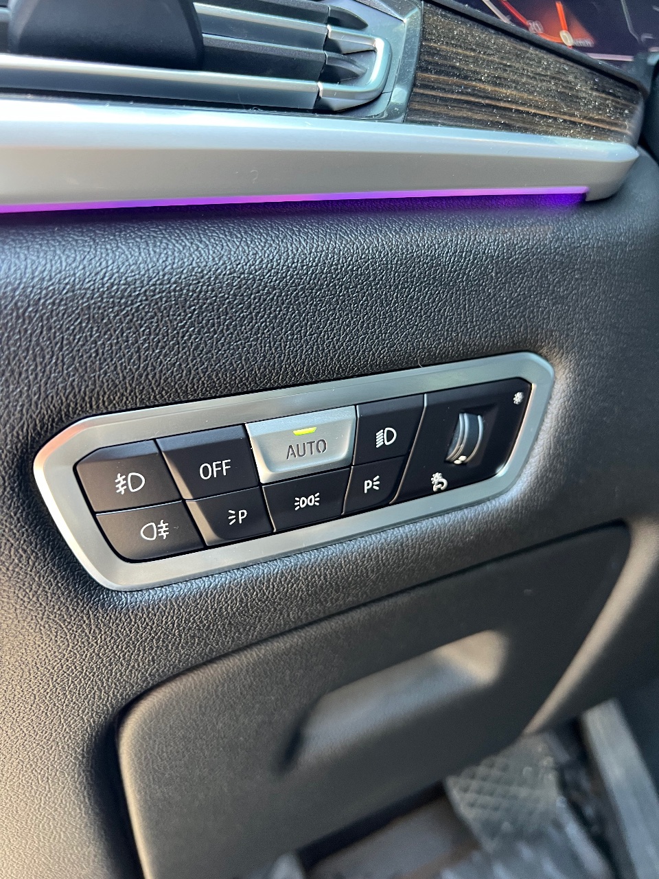 BMW X7 - фото 40