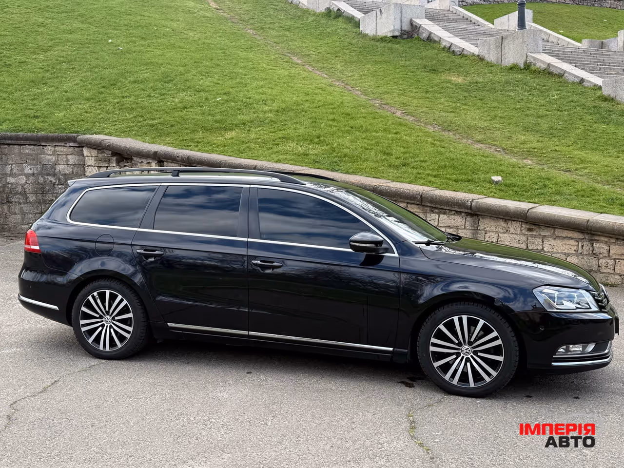 Volkswagen Passat - фото 4