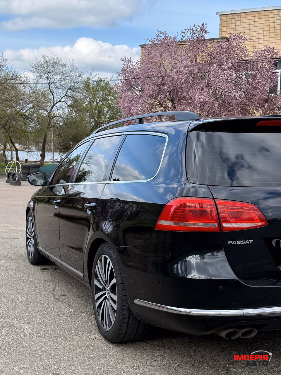 Volkswagen Passat - фото 7