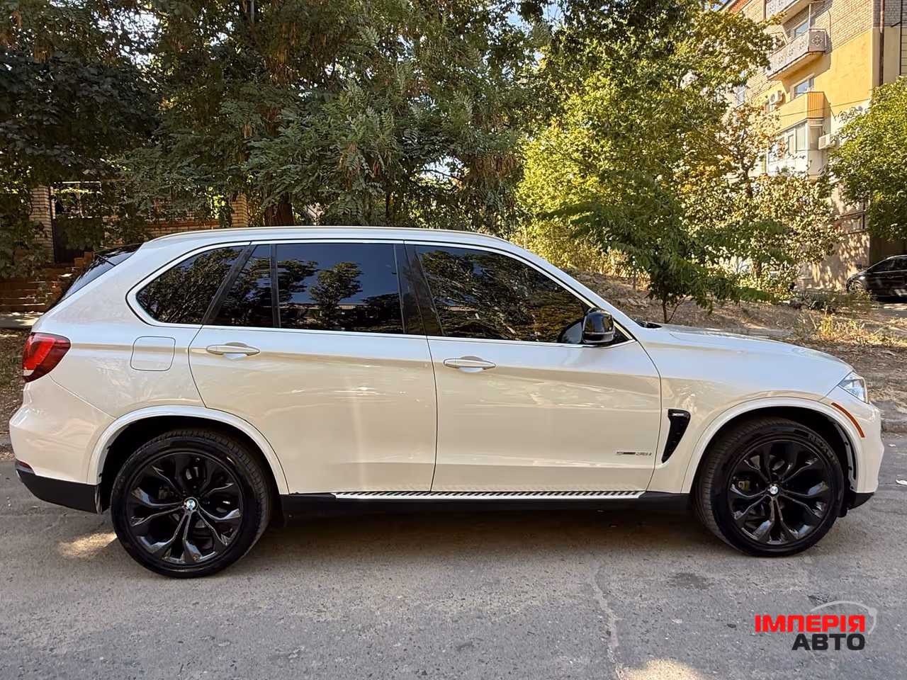 BMW X5 - фото 12