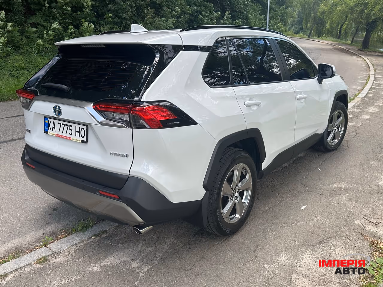 Toyota RAV4 - фото 13