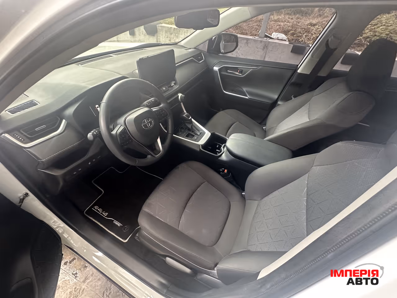 Toyota RAV4 - фото 27