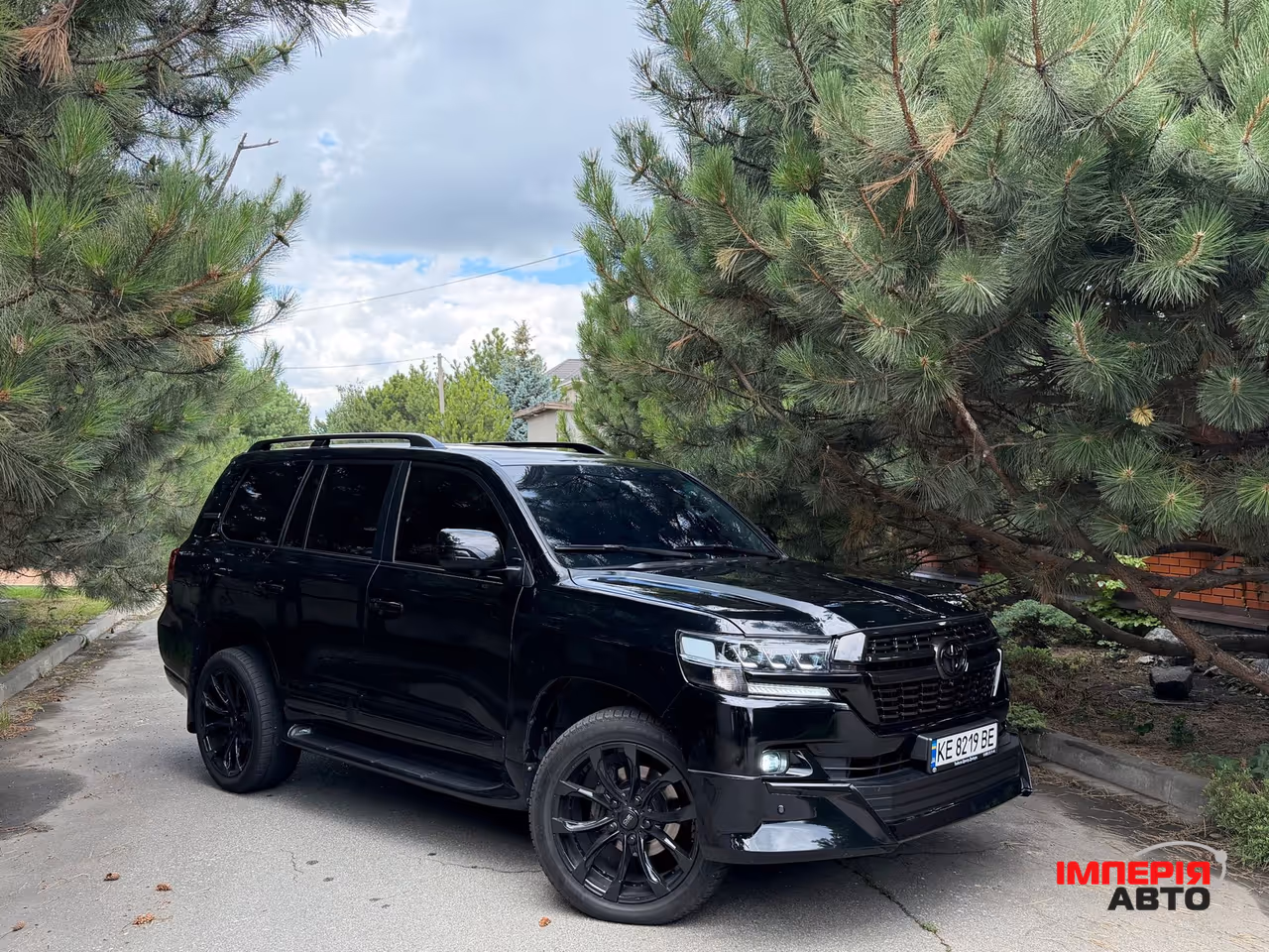 Toyota Land Cruiser - фото 1