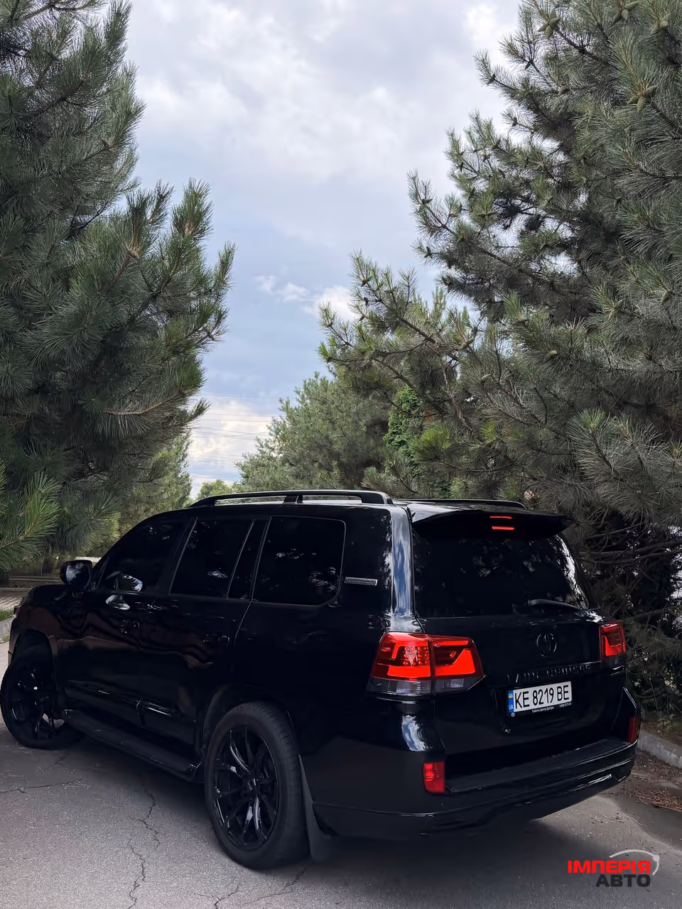 Toyota Land Cruiser - фото 2
