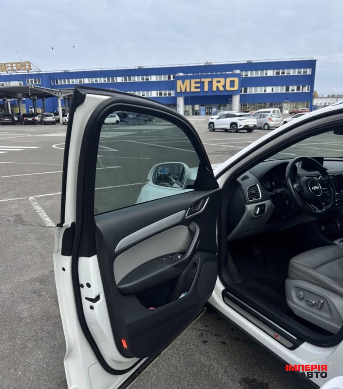 Audi Q3 - фото 14