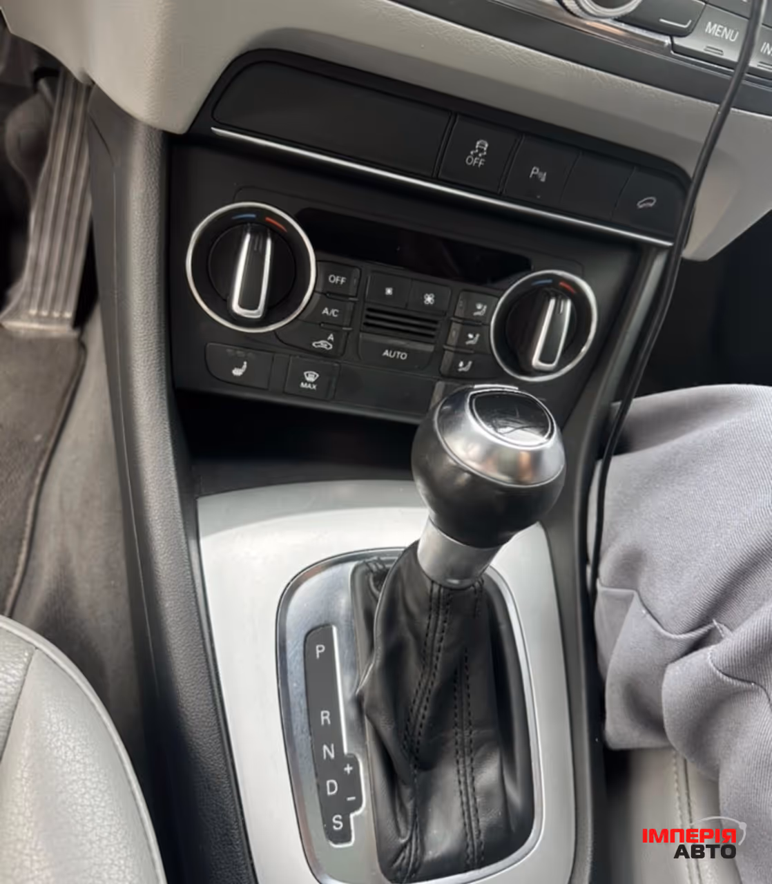 Audi Q3 - фото 13