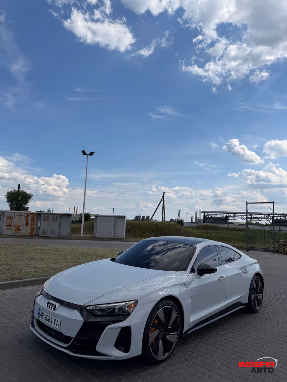 Audi RS e-tron GT - фото 1