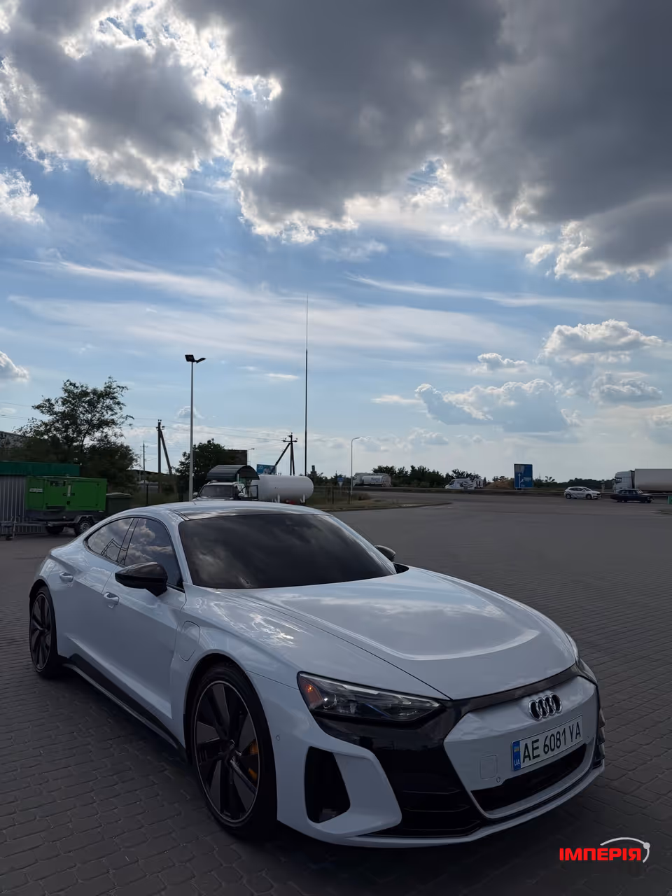 Audi RS e-tron GT - фото 3