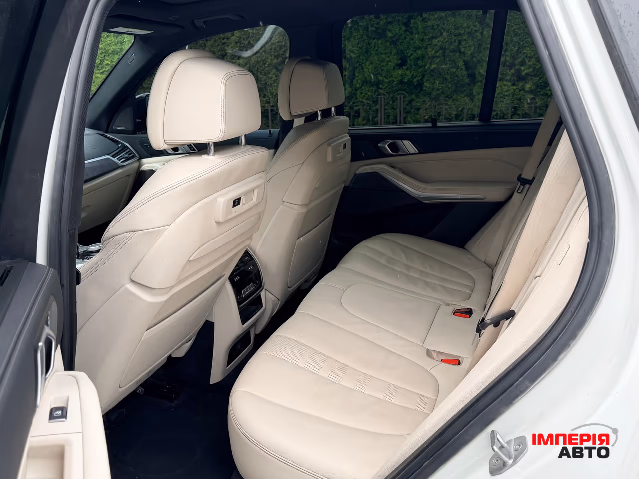 BMW X5 - фото 7