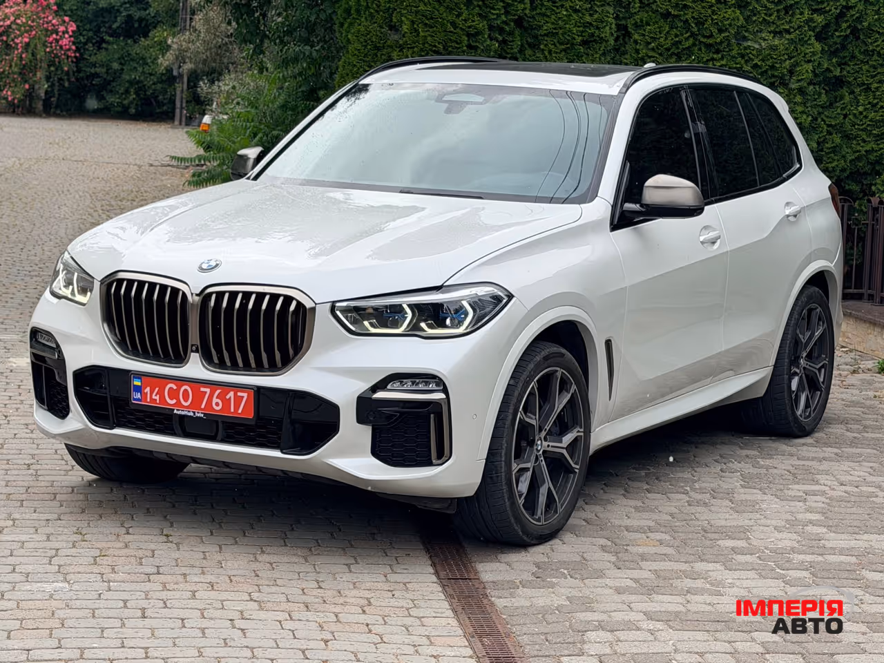 BMW X5 - фото 1