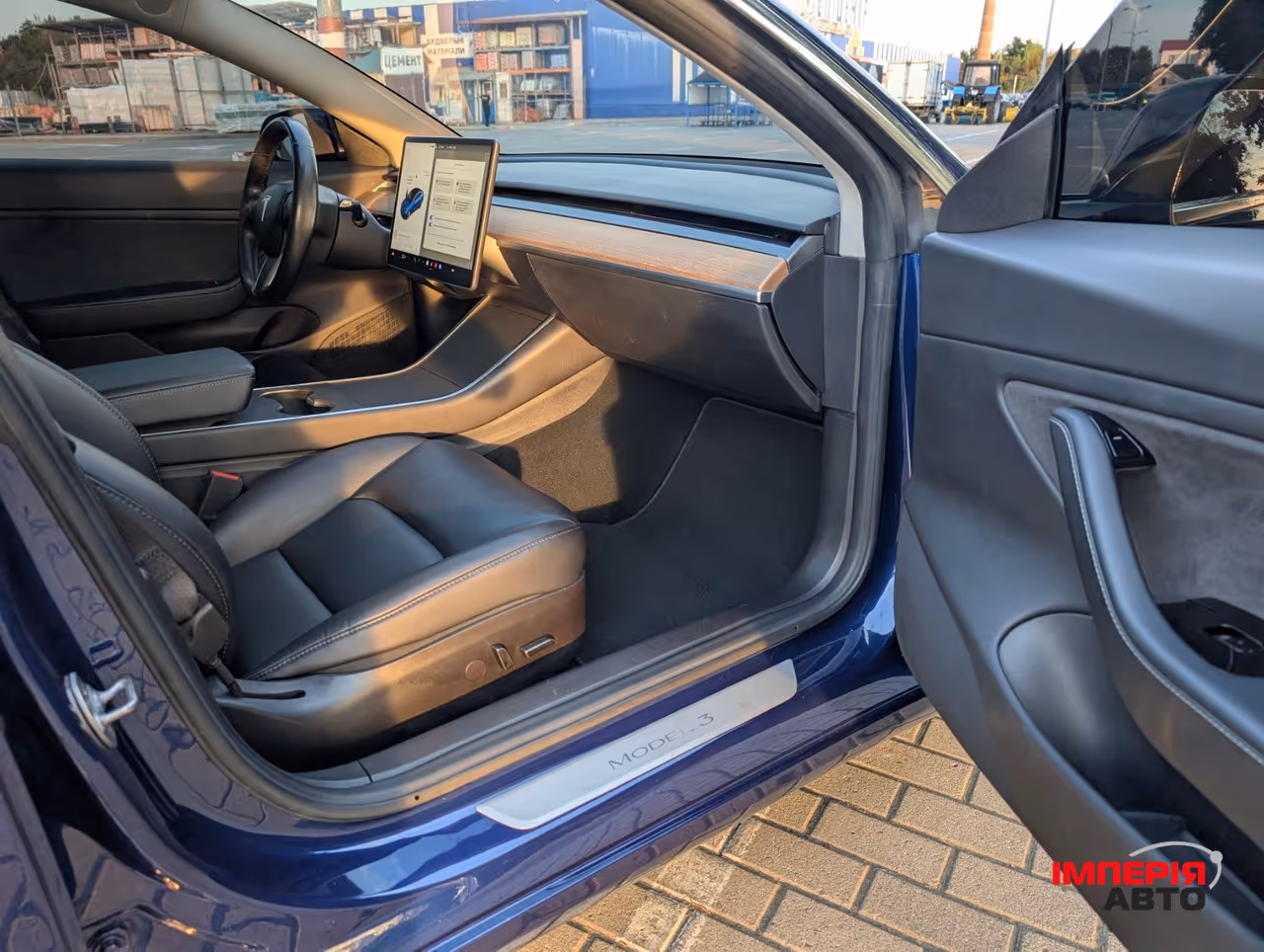 Tesla Model 3 - фото 9