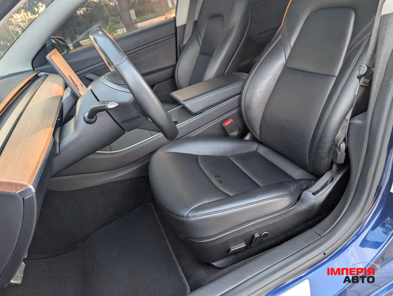 Tesla Model 3 - фото 10