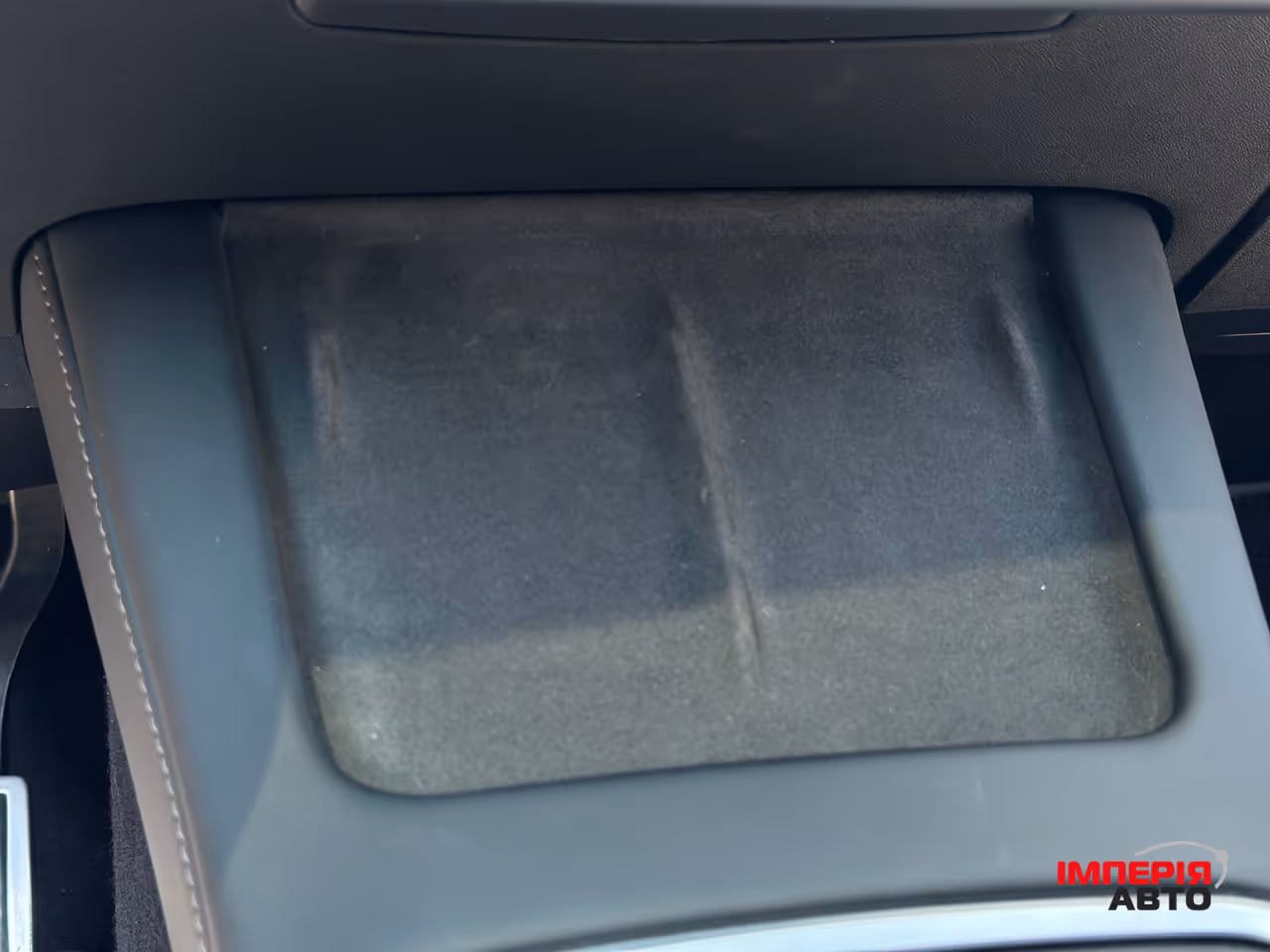 Tesla Model Y - фото 18