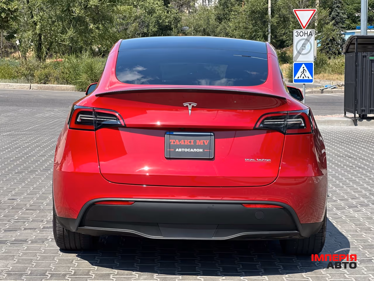 Tesla Model Y - фото 3