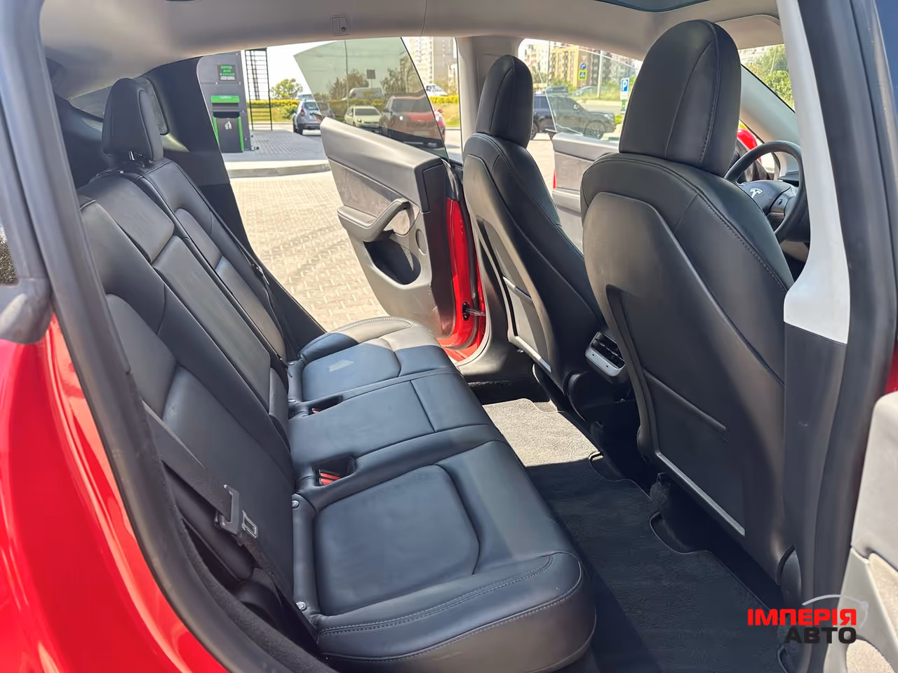 Tesla Model Y - фото 12