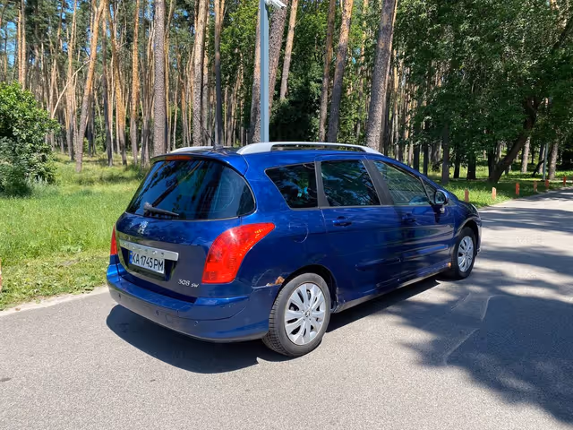 Peugeot 308 - фото 2