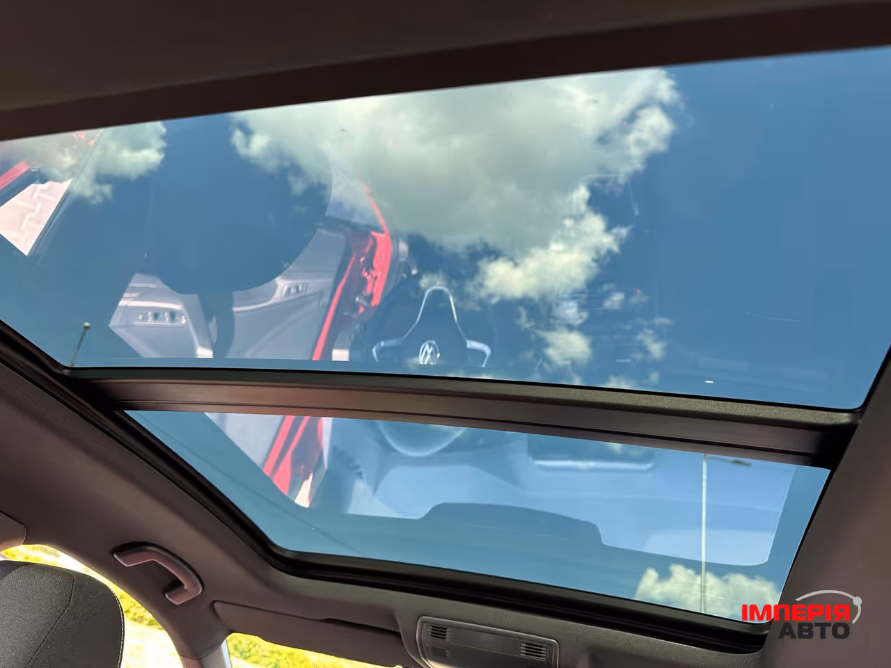Volkswagen T-Roc - фото 36