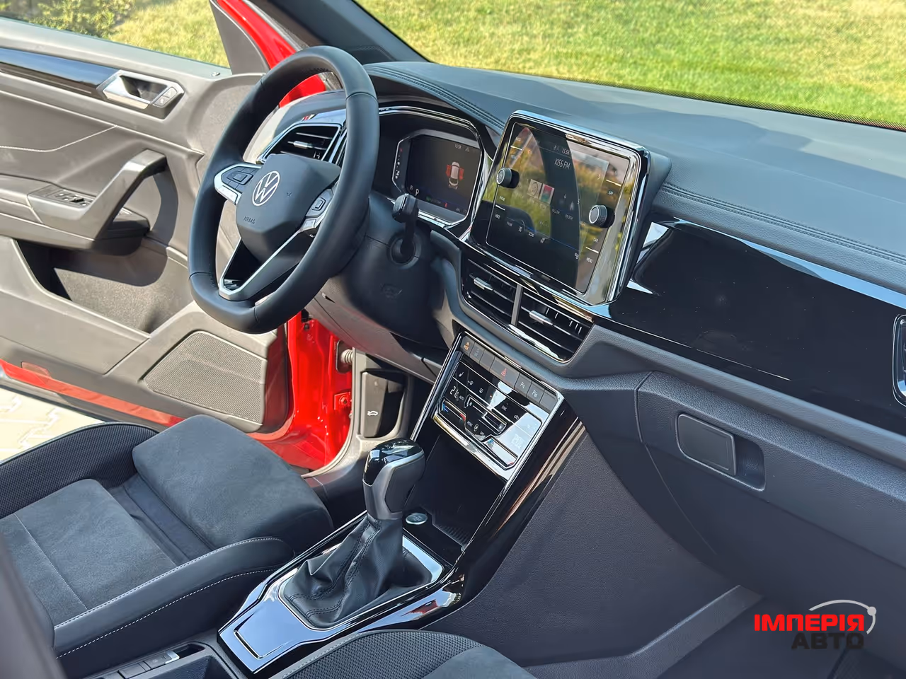 Volkswagen T-Roc - фото 22