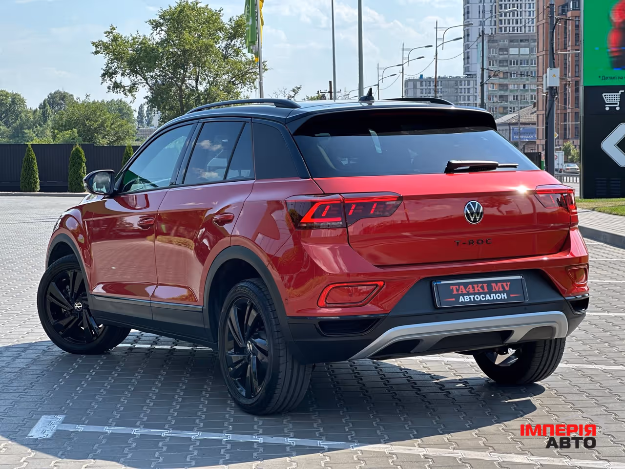Volkswagen T-Roc - фото 5