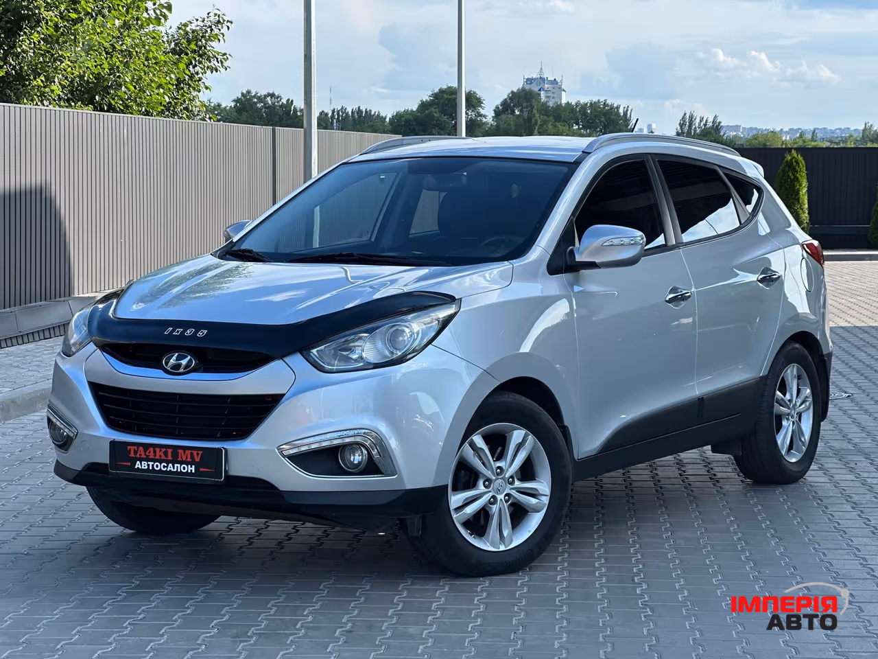 Hyundai ix35 - фото 1