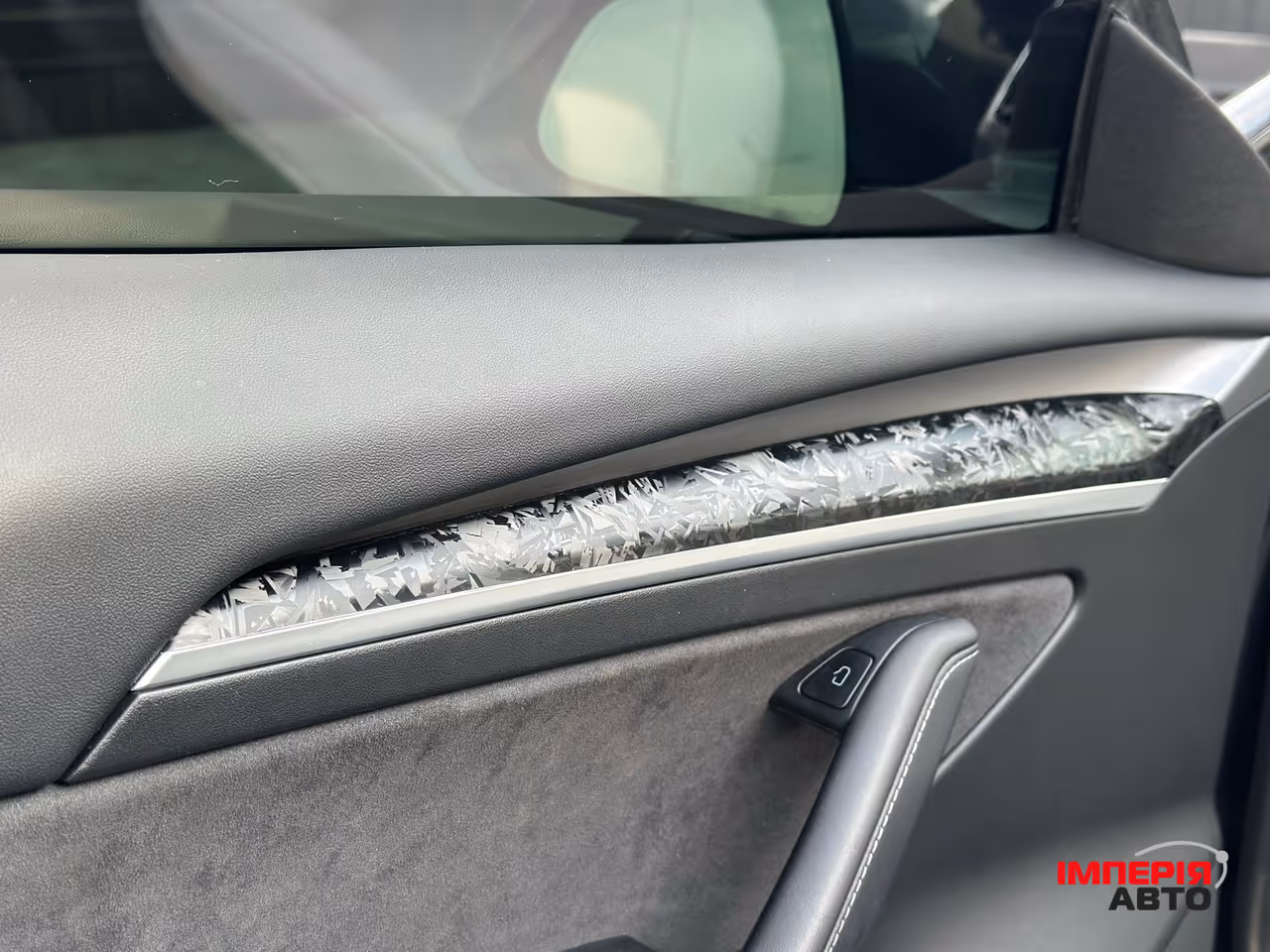 Tesla Model 3 - фото 16