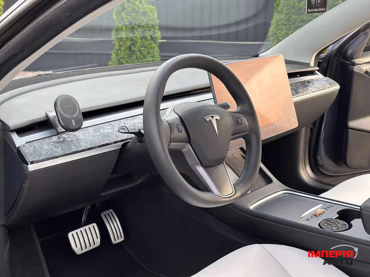 Tesla Model 3 - фото 8