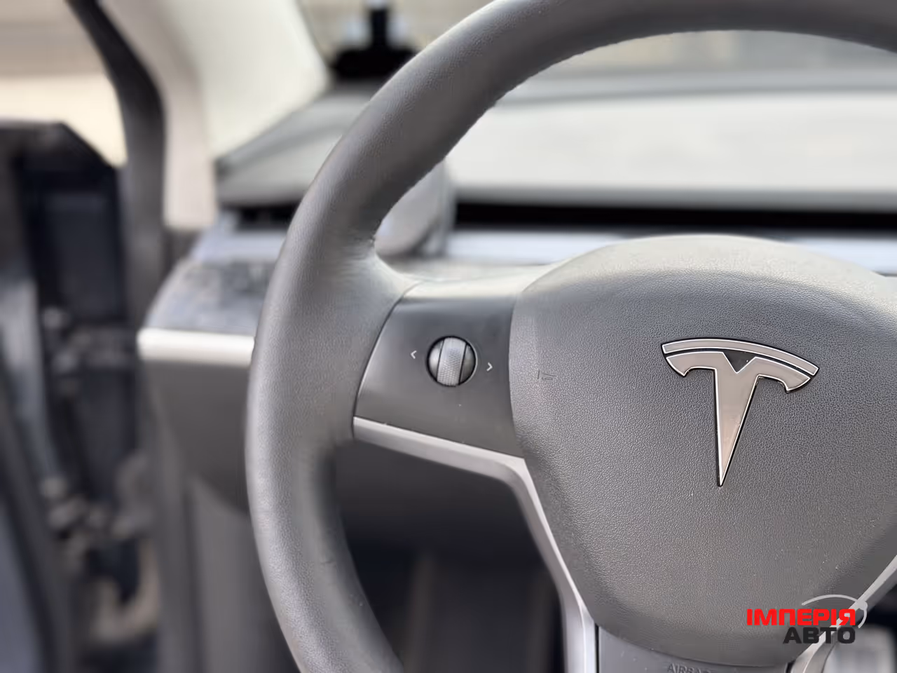 Tesla Model 3 - фото 36