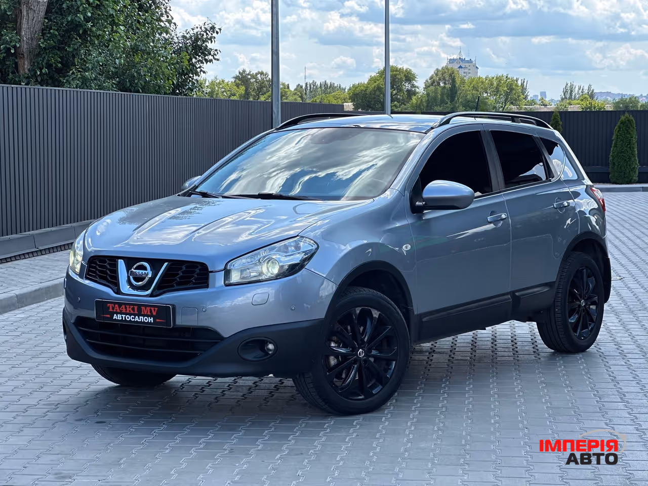 Nissan Qashqai - фото 1