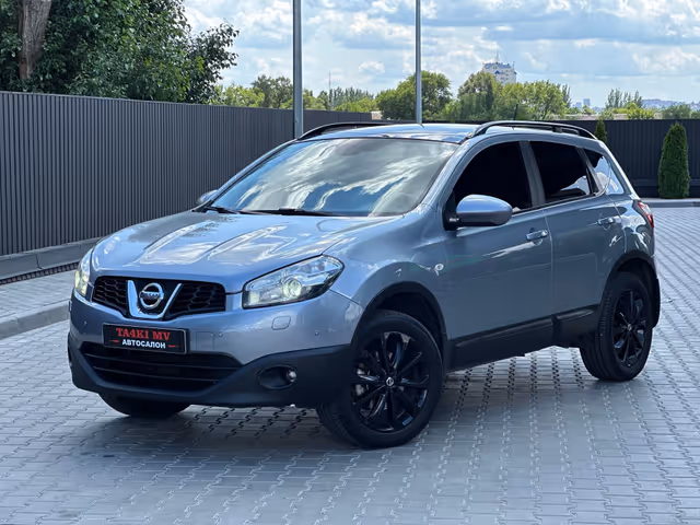 Nissan Qashqai - фото 1