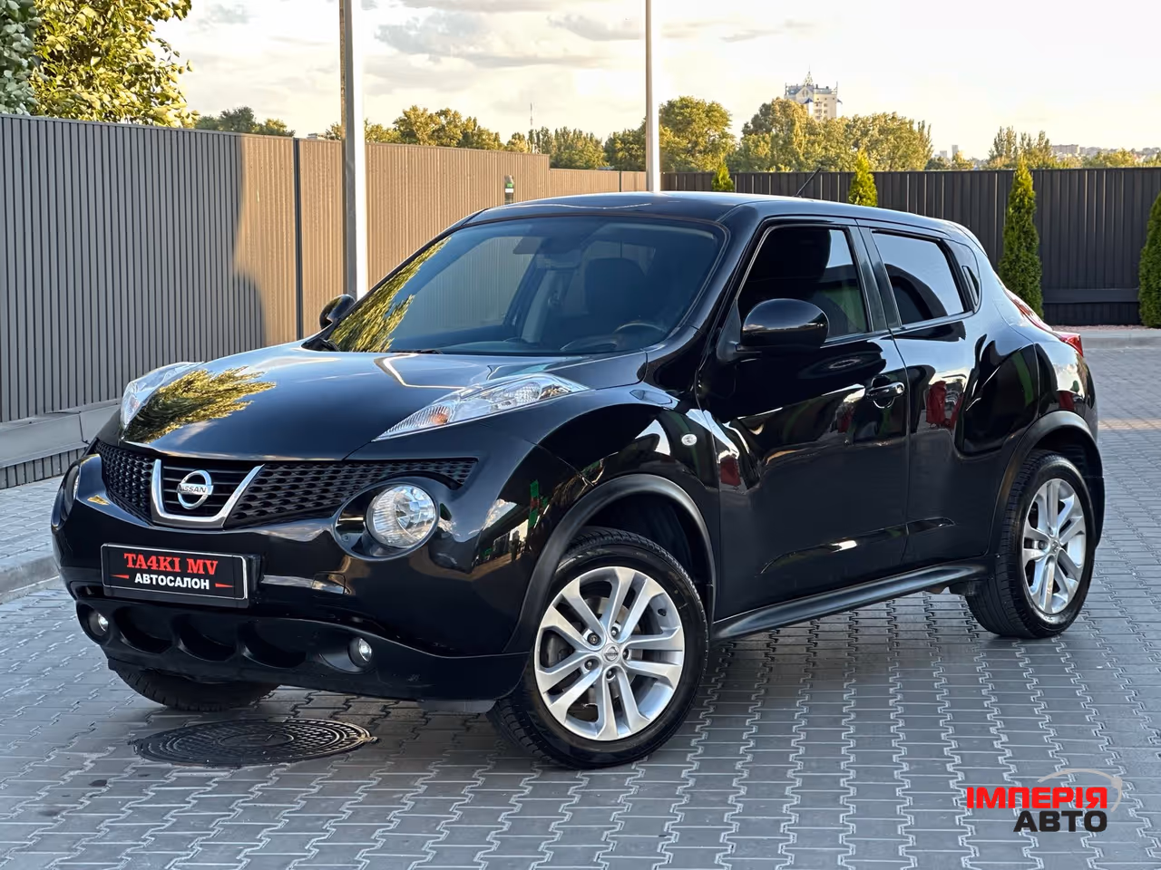Nissan Juke - фото 1