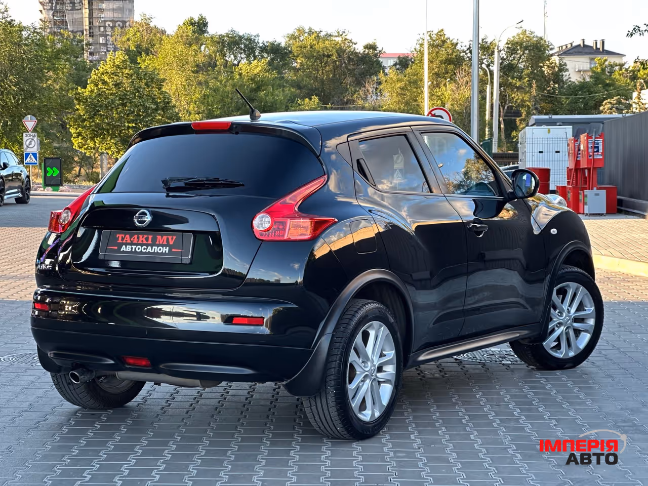 Nissan Juke - фото 2