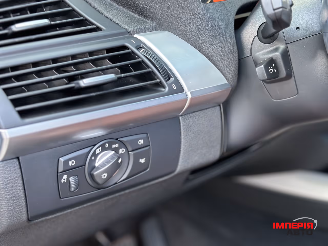 BMW X5 - фото 18