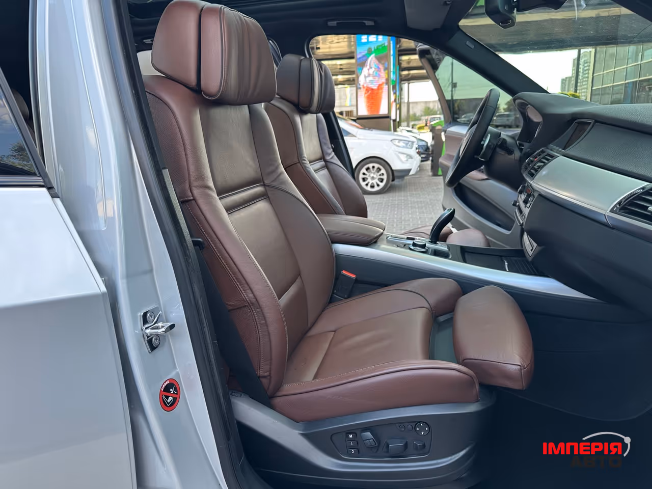 BMW X5 - фото 12