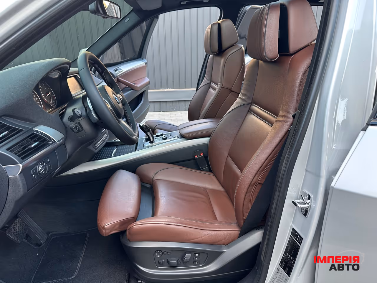 BMW X5 - фото 8