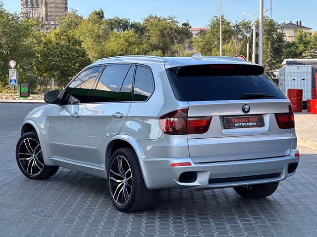 BMW X5 - фото 5