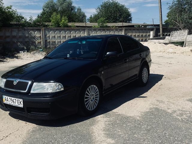 Skoda Octavia - фото 2