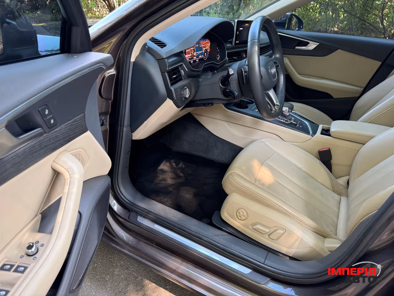 Audi A4 - фото 5