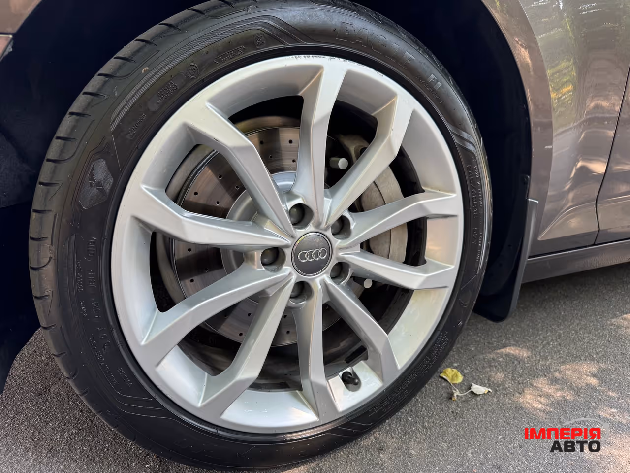 Audi A4 - фото 11