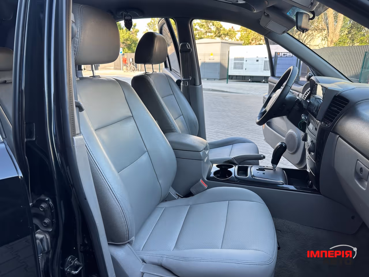 Kia Sorento - фото 12