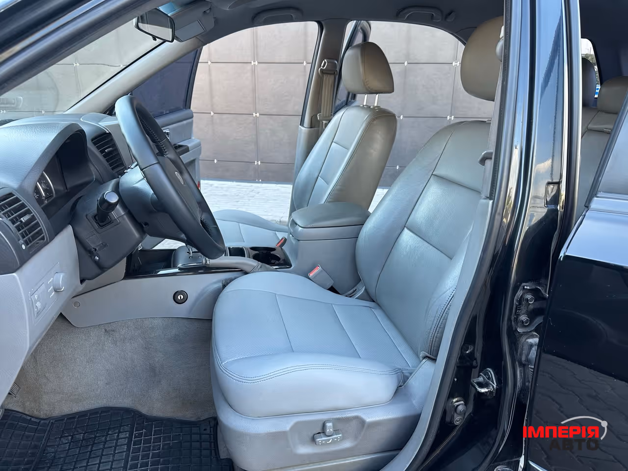 Kia Sorento - фото 8