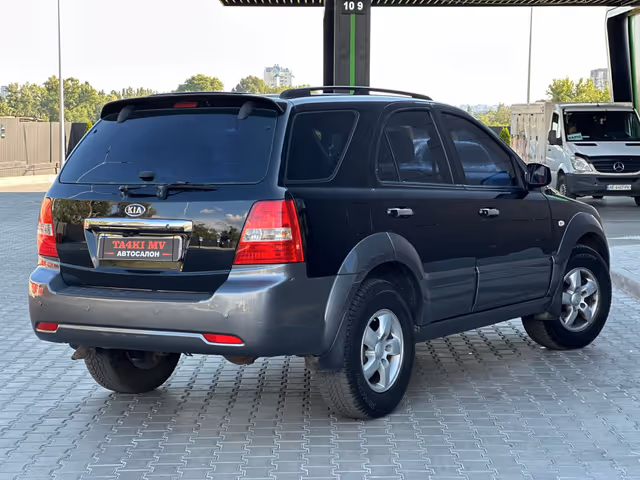 Kia Sorento - фото 2
