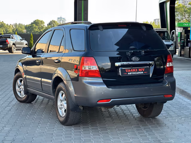 Kia Sorento - фото 5
