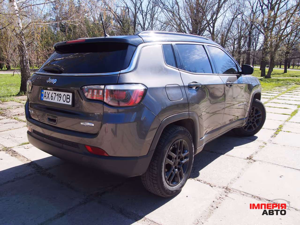 Jeep Compass - фото 16