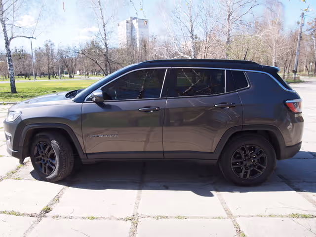 Jeep Compass - фото 4