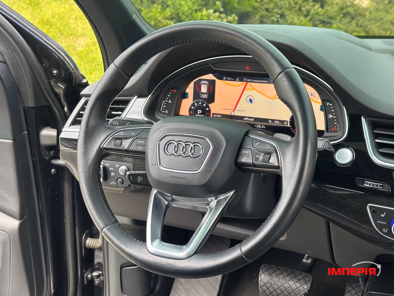 Audi Q7 - фото 14