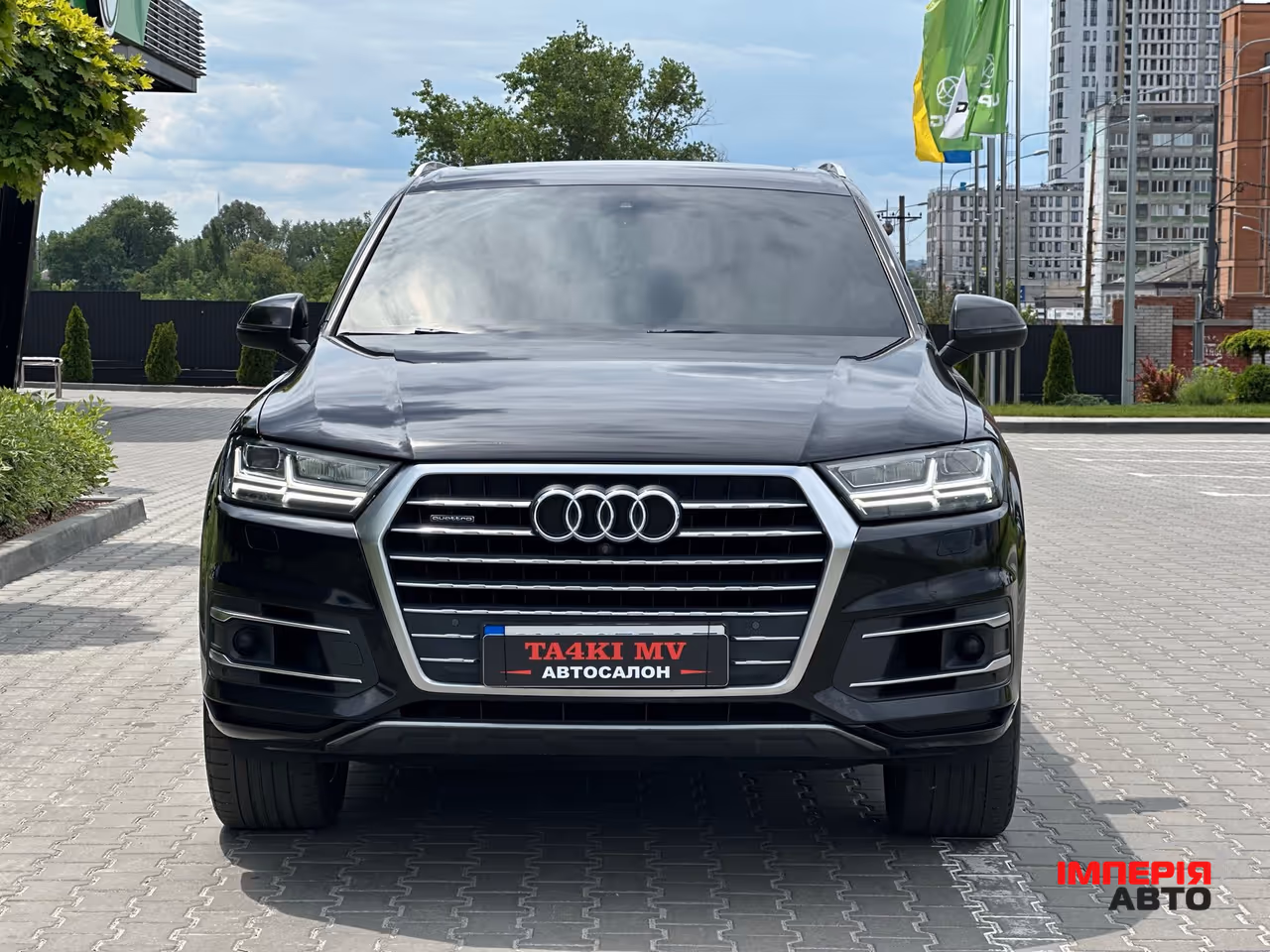 Audi Q7 - фото 4