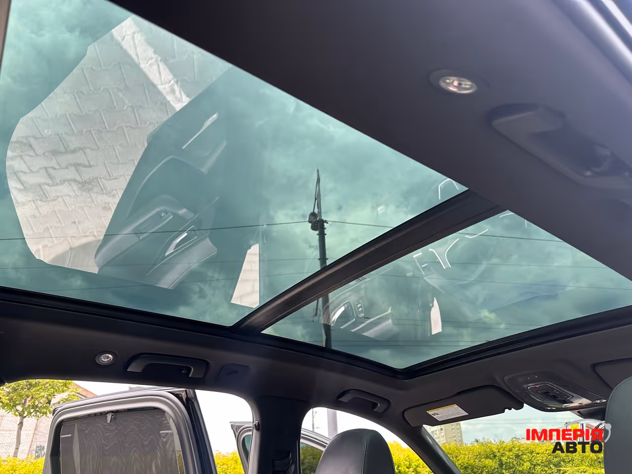 Audi Q7 - фото 18